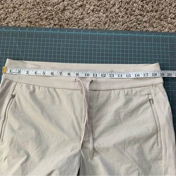 Athleta HEADLANDS HYBRID MID RISE JOGGER PULL ON SIZE 16 HIKING WALKING CASUAL - Picture 14 of 16